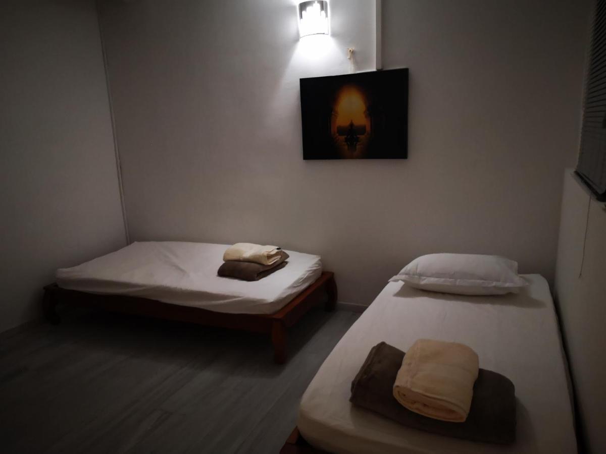 Appartement Saint Gilles Les Bains Eksteriør bilde
